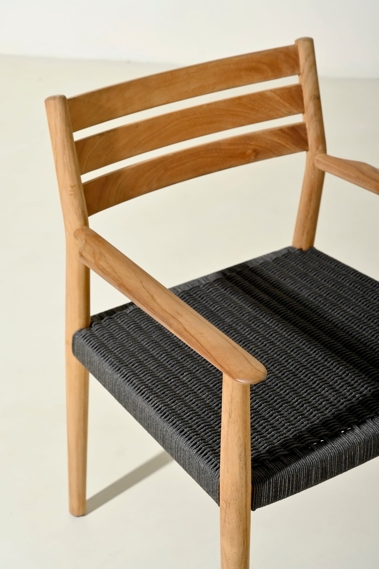 Chester dining chair